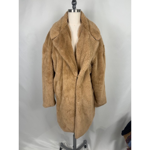 BKE Large Women's Faux Fur Teddy Bear Coat Winter Neutral Old Money Expensive - Picture 1 of 9